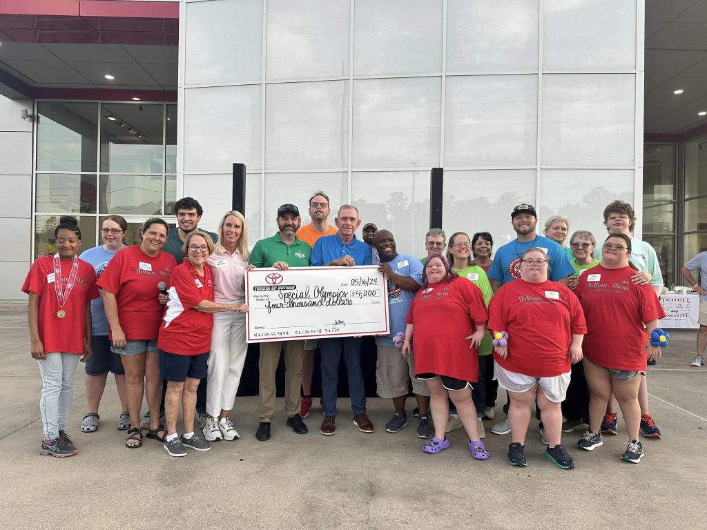 Toyota of Dothan raises money for Special Olympics at their Food Truck Face Off Event