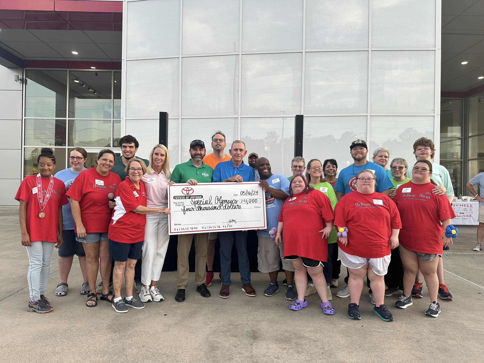 Toyota of Dothan raises money for Special Olympics at their Food Truck Face Off Event